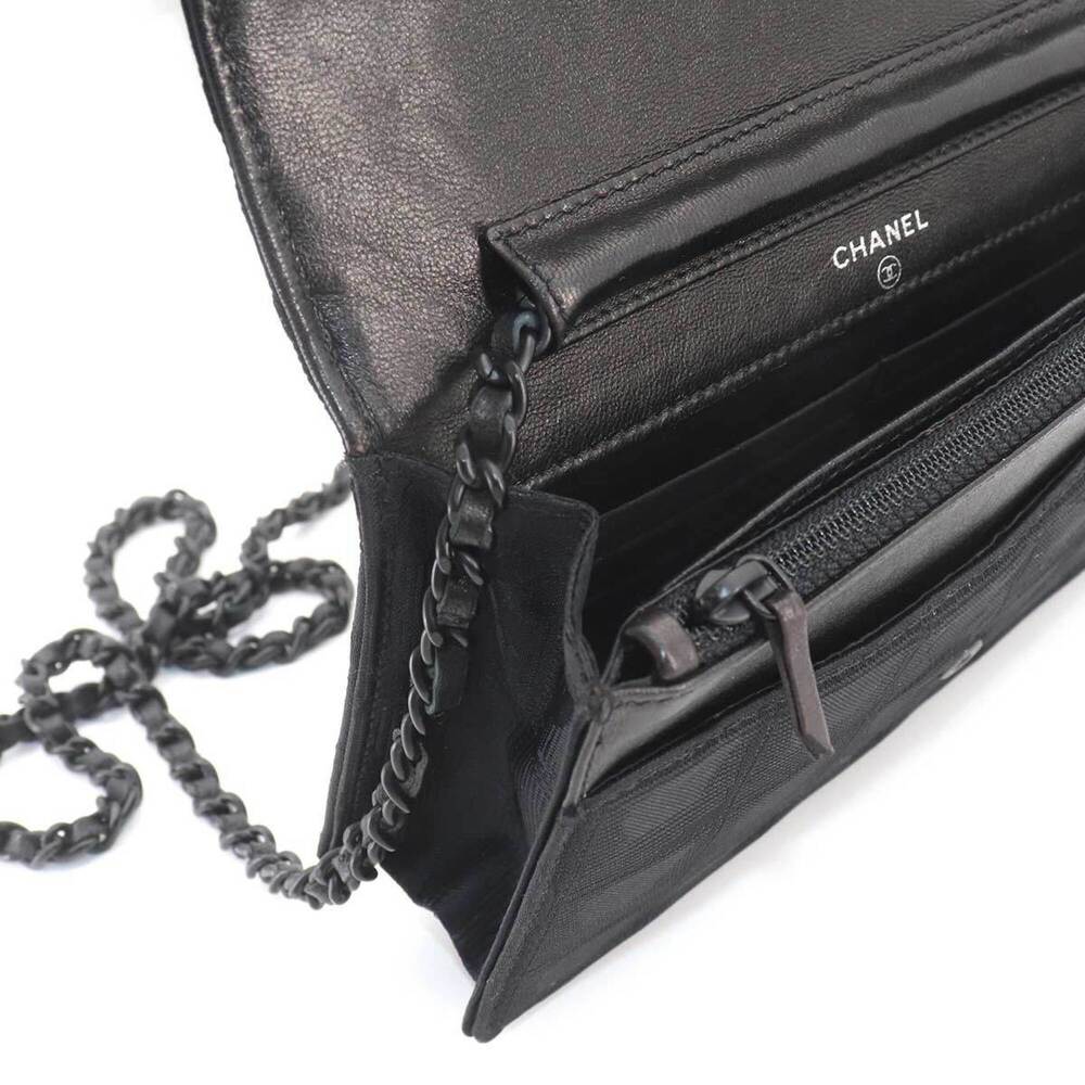 CHANEL Authentic Black Leather Wallet - Picture 10 of 10